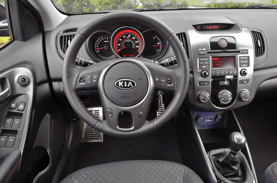  Kia Forte 5-Door 2011 года  (фото 40 из 89)
